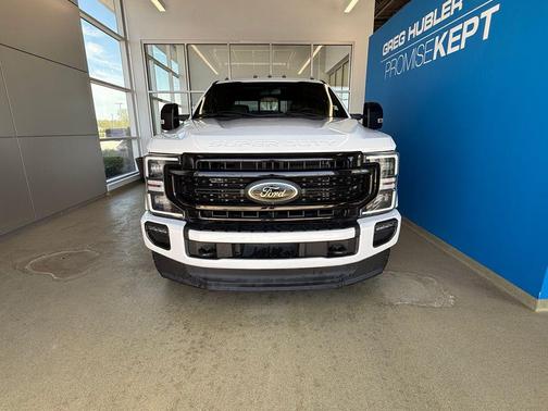 Star White Metallic Tri-Coat 2022 Ford F-250 Lariat