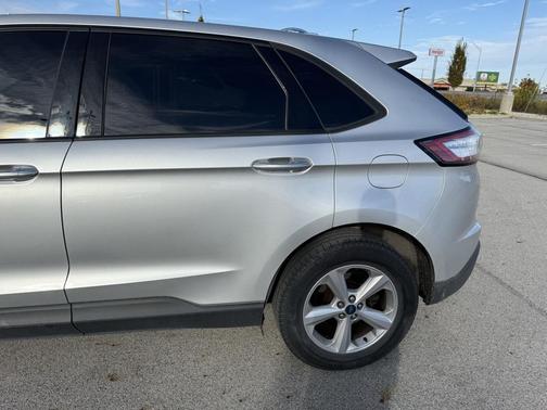 2018 Ford Edge SE
