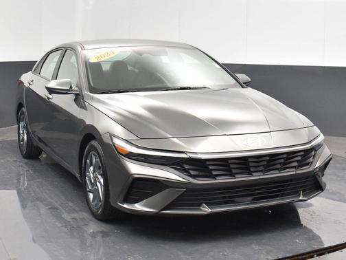 Amazon Gray 2024 Hyundai ELANTRA SEL