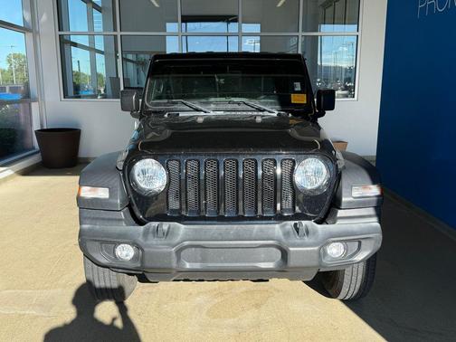 Black Clearcoat 2018 Jeep Wrangler Unlimited Sport