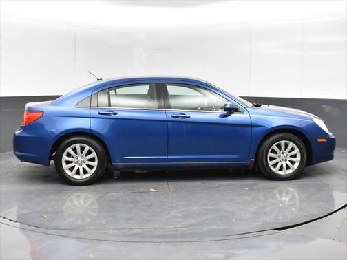 2010 Chrysler Sebring Base