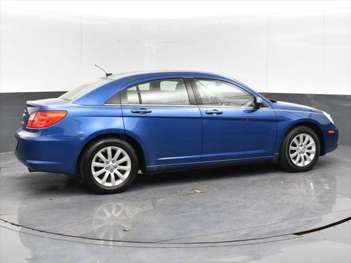 2010 Chrysler Sebring Base