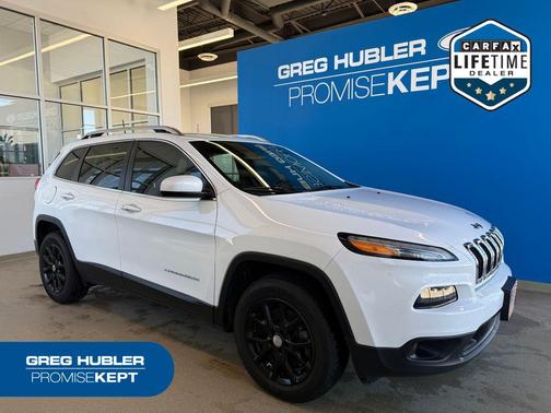 Bright White Clearcoat 2018 Jeep Cherokee Latitude Plus