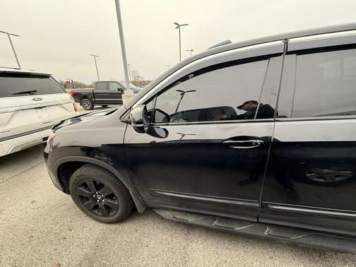 2019 Honda Ridgeline Black