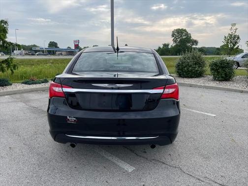 2012 Chrysler 200 Limited