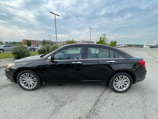 2012 Chrysler 200 Limited