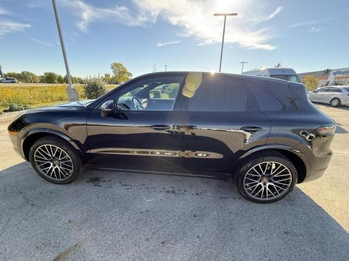 2019 Porsche Cayenne S