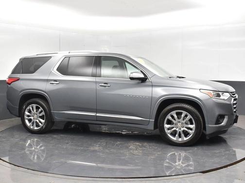 Gray 2020 Chevrolet Traverse High Country