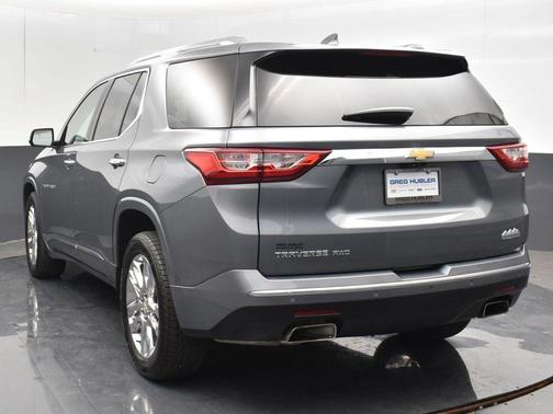 Gray 2020 Chevrolet Traverse High Country