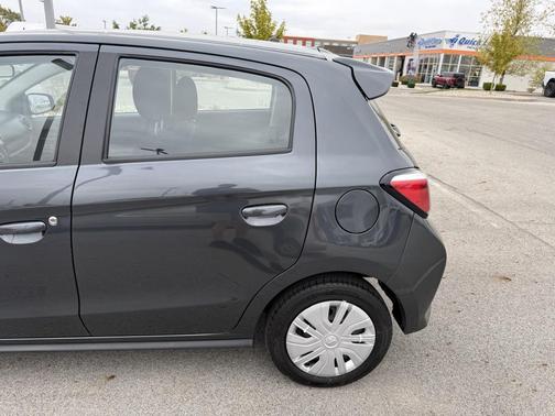 2024 Mitsubishi Mirage ES
