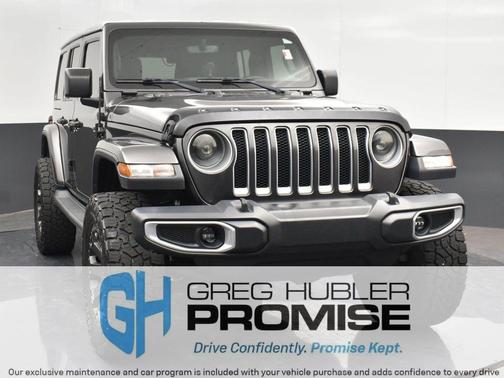 Granite Crystal Metallic Clearcoat 2018 Jeep Wrangler Unlimited Sahara