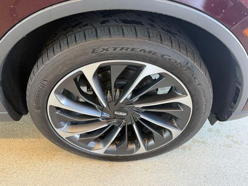 Burgundy Velvet Metallic Tinted Clearcoat 2020 Lincoln Aviator Reserve AWD