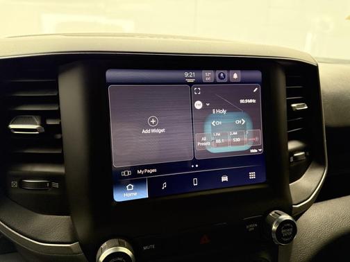 2024 RAM 2500 Tradesman Crew Cab 4x4 6'4' Box