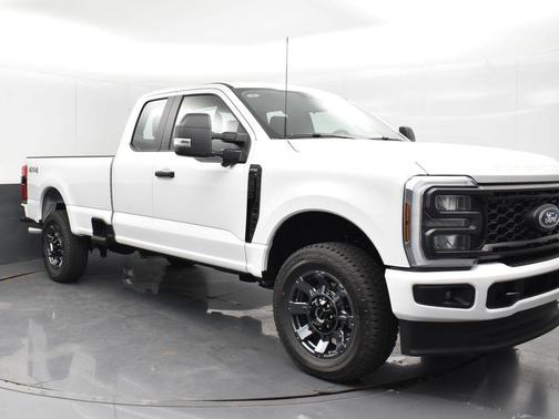 2025 Ford F-350 XL