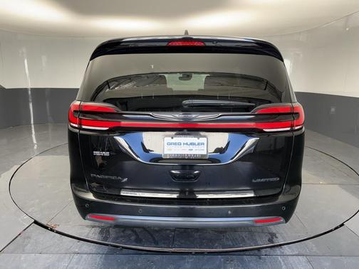 2025 Chrysler Pacifica Limited