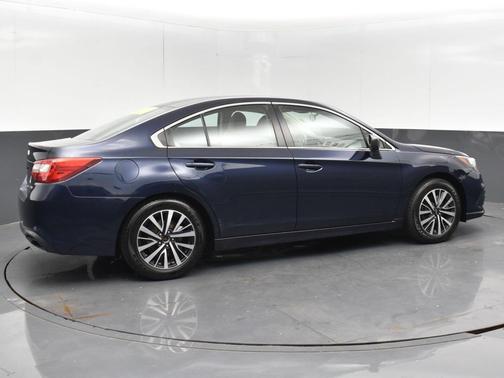 2018 Subaru Legacy Base