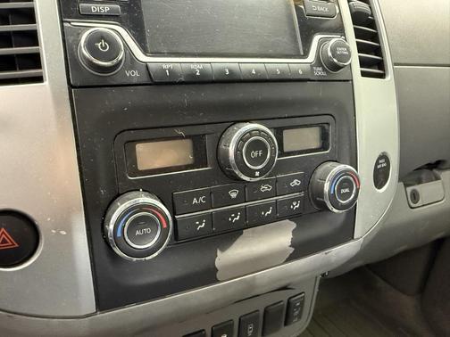 2017 Nissan Frontier SV