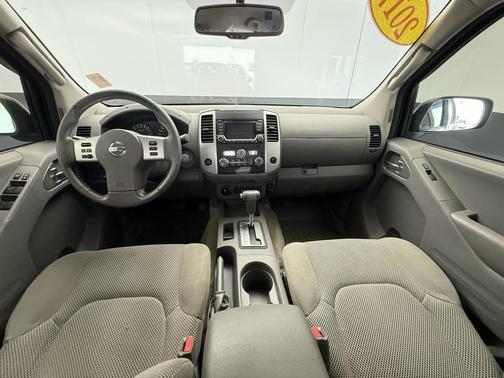 2017 Nissan Frontier SV