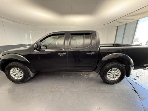 2017 Nissan Frontier SV