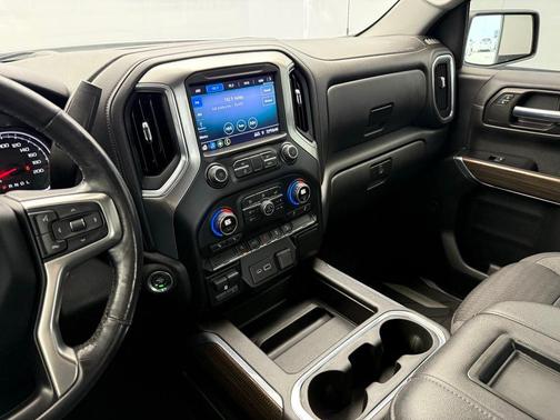 White 2020 Chevrolet Silverado 1500 RST