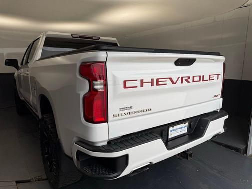 White 2020 Chevrolet Silverado 1500 RST
