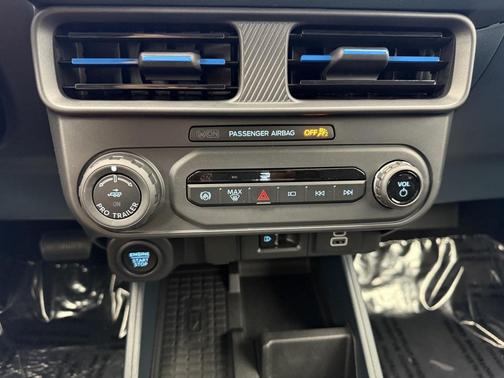 2025 Ford Maverick Lobo