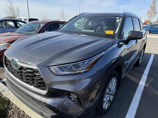2022 Toyota Highlander Hybrid Limited