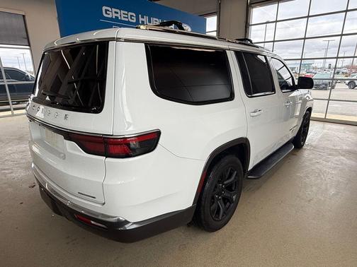 2022 Jeep Wagoneer Series II 4x4