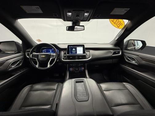 2022 Chevrolet Suburban LT