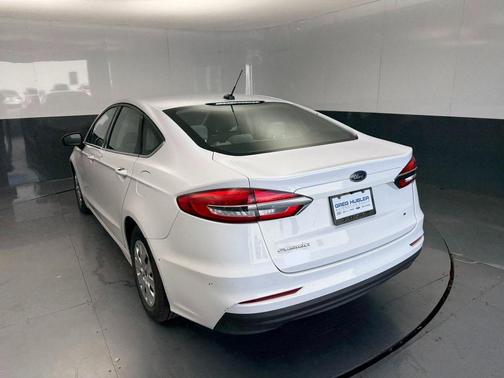 2019 Ford Fusion S