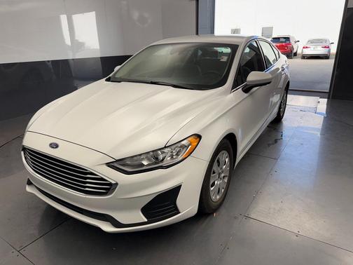 2019 Ford Fusion S