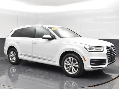 Glacier White 2019 Audi Q7 45 Premium