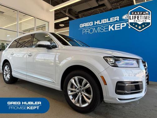 Glacier White 2019 Audi Q7 45 Premium