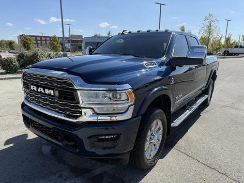 2024 RAM 2500 Limited Crew Cab 4x4 6'4' Box