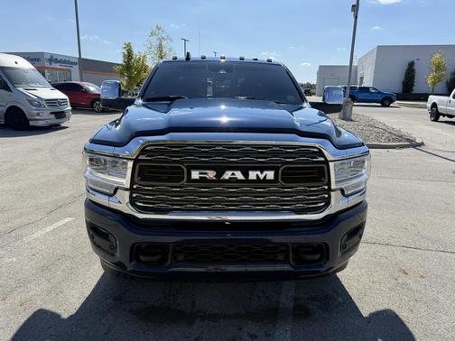 2024 RAM 2500 Limited Crew Cab 4x4 6'4' Box