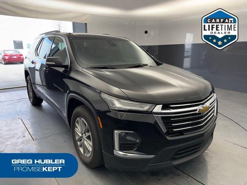 Mosaic Black Metallic 2023 Chevrolet Traverse LT Leather
