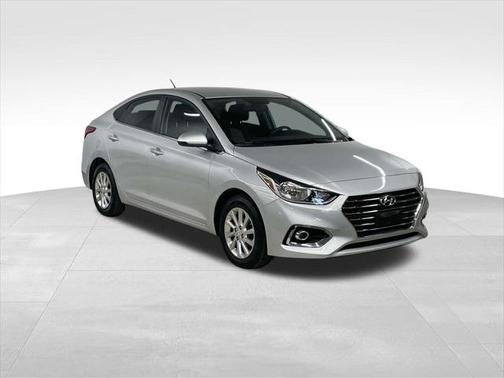 2022 Hyundai Accent SEL