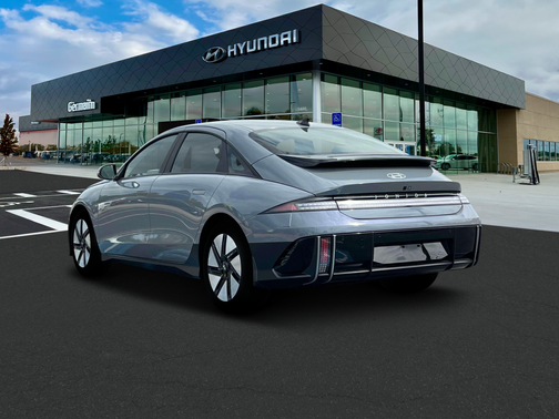 2025 Hyundai IONIQ 6 SE Standard Range