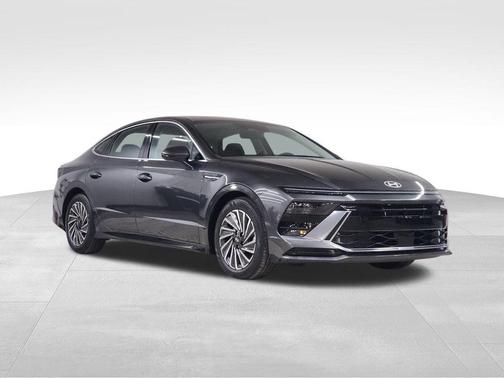 2024 Hyundai SONATA Hybrid SE