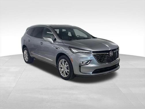 2023 Buick Enclave Essence AWD