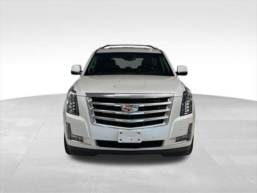 2016 Cadillac Escalade Luxury