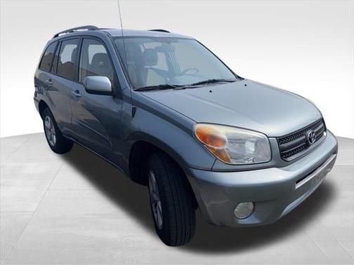 2005 Toyota RAV4 Base