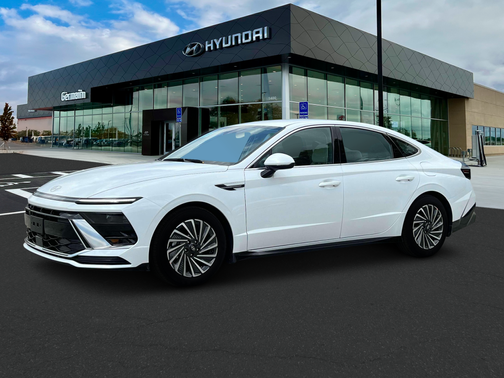 2025 Hyundai SONATA Hybrid SE
