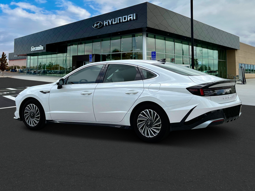 2025 Hyundai SONATA Hybrid SE