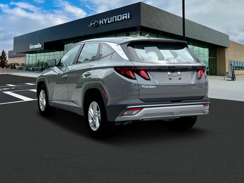 2025 Hyundai TUCSON SE