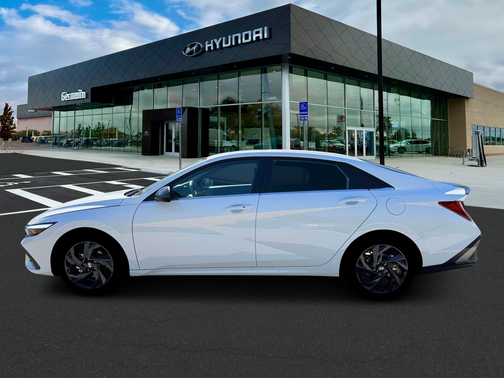 2026 Hyundai ELANTRA Sport