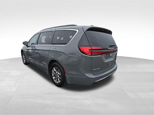 2021 Chrysler Pacifica Touring