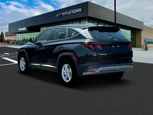 2025 Hyundai TUCSON SE