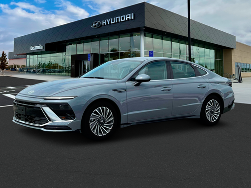 2025 Hyundai SONATA Hybrid SE