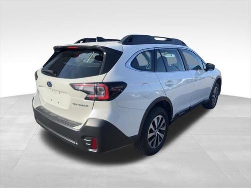 2022 Subaru Outback Base